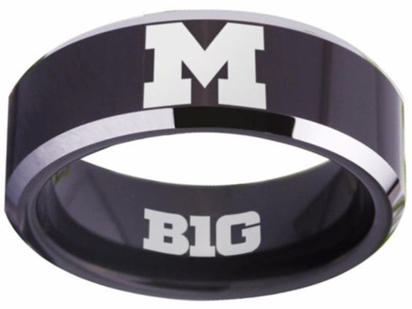 Michigan Wolverines Ring Black Silver Logo Ring Wedding Ring #michigan #wolverines