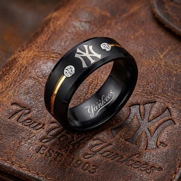 New York Yankees Ring | Black & Gold | Customizable