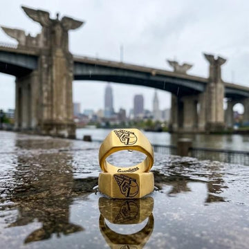 Cleveland Guardians Signet Ring | Gold | Customizable