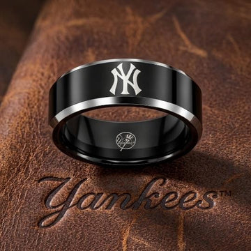 New York Yankees Ring | Black & Silver | Customizable